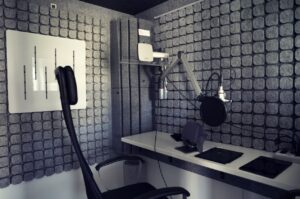 Vista interna del estudio de grabación avanzado de Audioteka